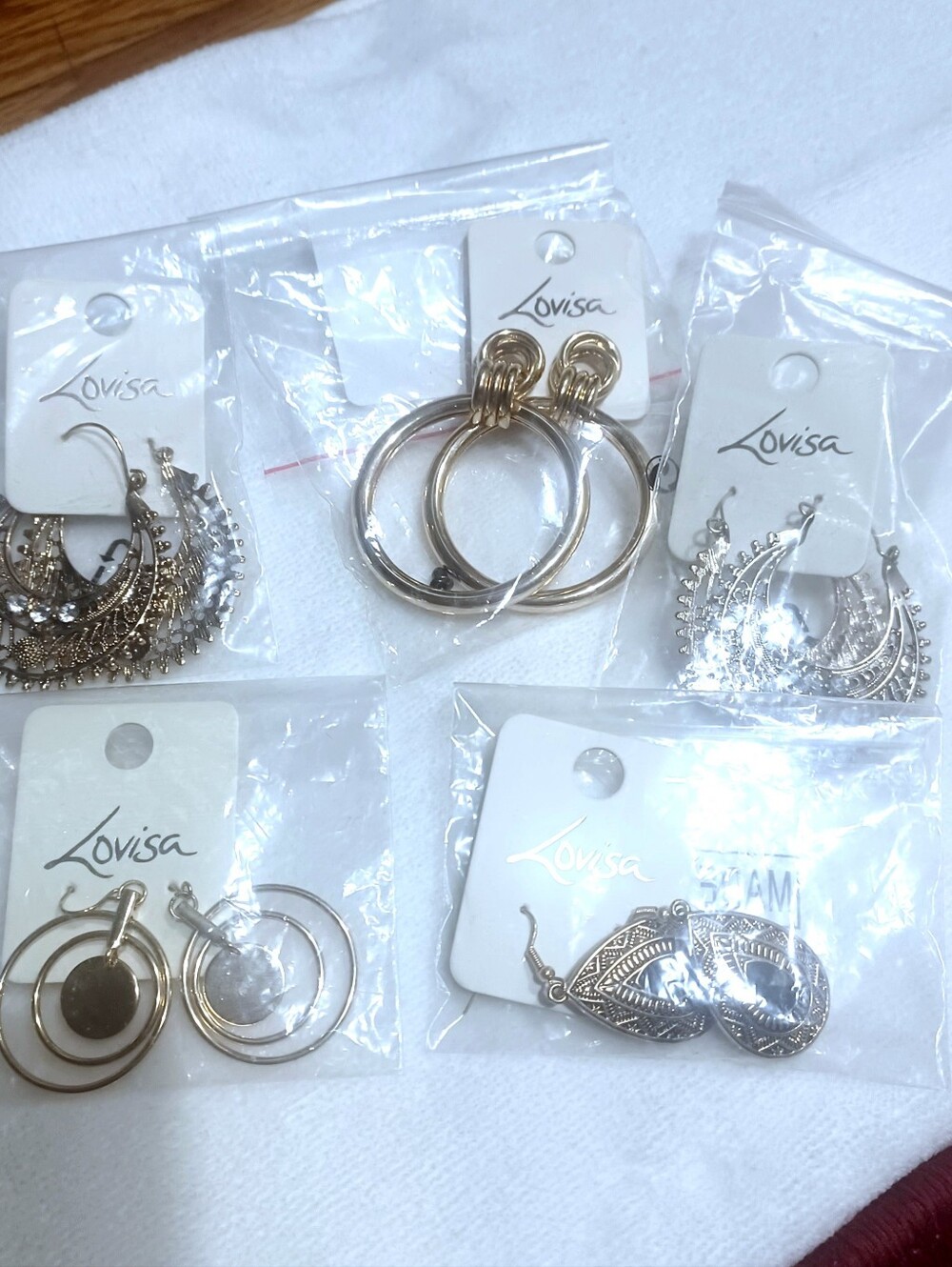 LOVISA ELEGANT EARRINGS BUNDLE (5 PAIR) - FASHION JEWELRY)-(NEW)